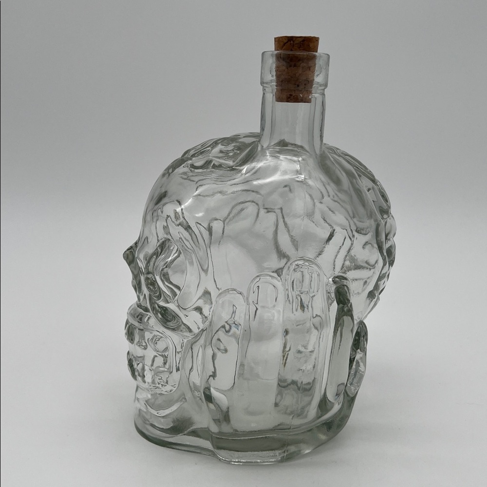 Zombie Scull Head Clear Glass Decanter Bottle with Cork by BarBuzzo 38oz - Picture 4 of 10